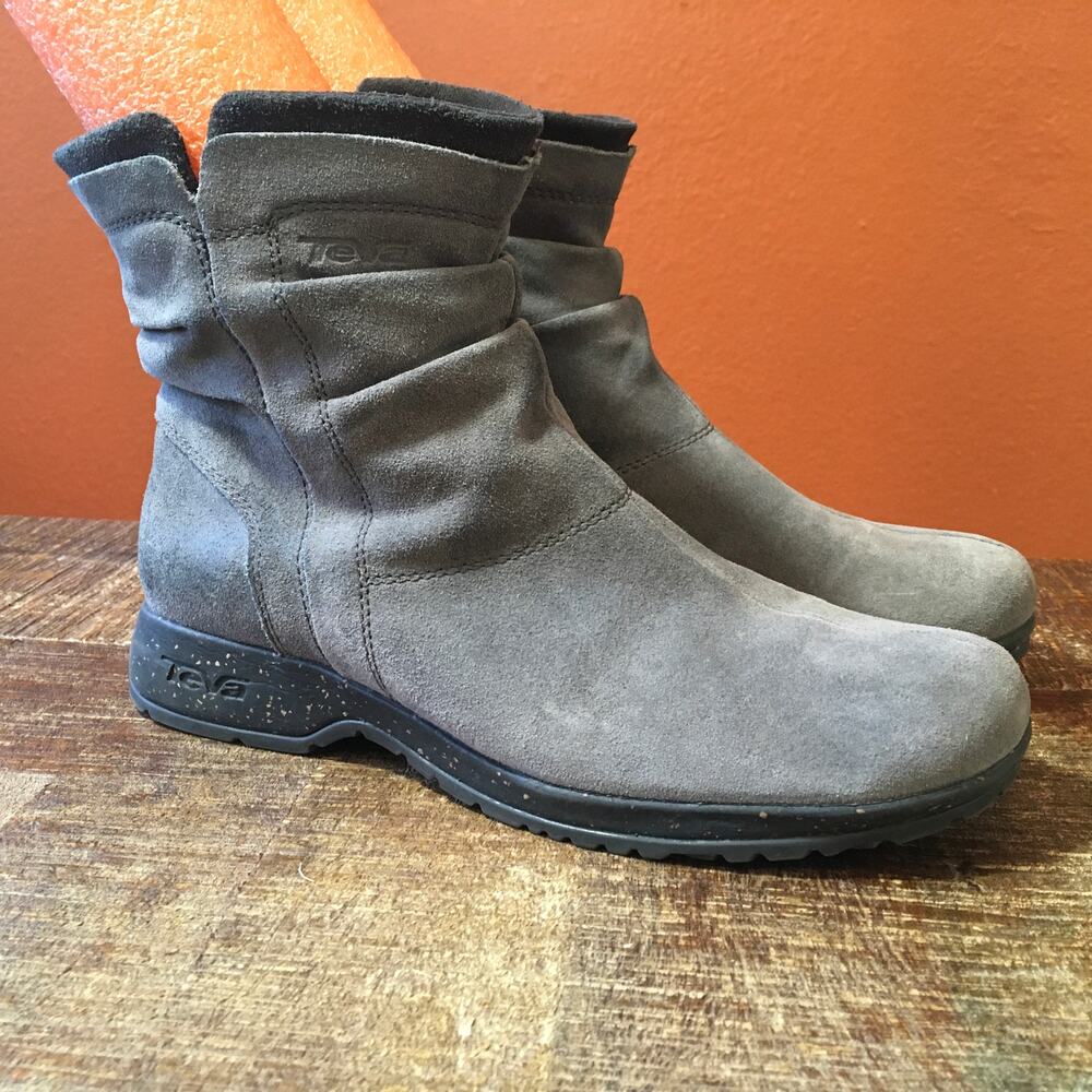 Teva Capistrano Suede Ankle Boots Womens 7.5 Gray Waterproof Side Zip Outdoor